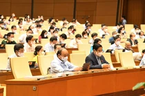 Quốc hội thông qua việc đưa nội dung phòng, chống COVID-19 vào Nghị quyết