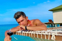 Lương Bằng Quang - Ngân 98 phải làm đủ mọi công việc để duy trì cuộc sống