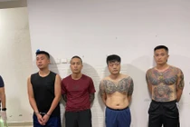 Công an đột kích bắt giữ hai đối tượng truy nã đặc biệt