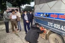 Truy bắt 3 đối tượng vận chuyển 40 bánh heroin trong thùng xe tải