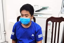 Côn đồ dùng dao đâm Phó trưởng Công an xã khi vượt chốt COVID-19