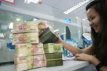 Lộ mức thưởng Tết 2018 siêu “khủng” ở TPHCM và Đồng Nai