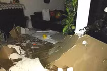 Chung cư Usilk City: Hoảng hốt cả mảng trần đổ sập xuống nền nhà