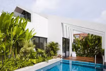 Ngắm bể bơi trên nóc nhà 3 tầng tuyệt đẹp ở Sài Gòn