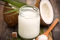 Video: Cách làm dầu dừa đơn giản để dưỡng da mùa đông