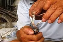 Rùng mình hàng hóa “bẩn” nhiễm độc Trung Quốc trôi nổi trên thị trường