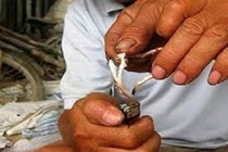 Rùng mình hàng hóa “bẩn” nhiễm độc Trung Quốc trôi nổi trên thị trường