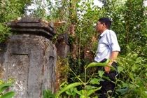 Bí ẩn về hàng trăm ngôi mộ cổ núi A Mang