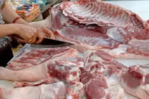 Vì sao thịt lợn rớt giá thê thảm, chỉ hơn 20 nghìn/kg?