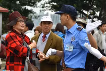 Ban tổ chức lễ hội hoa hồng phải khắc phục hình ảnh chưa đẹp