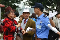 Ban tổ chức lễ hội hoa hồng phải khắc phục hình ảnh chưa đẹp