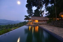 Đẹp lung linh nhưng “xây chui”, resort Pù Luông Retreat bị “ném đá“