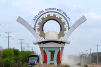 Tại sao Sacombank rao bán 3 lô đất gần 10.000 tỷ?