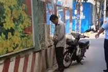 Cú tiểu bậy lề đường có giá bạc triệu