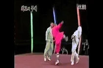 MMA: Túy Quyền đấu Karate, giả say bị đánh cho say thật