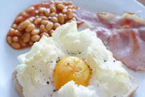 Trứng mây bồng bềnh, món ăn đang gây sốt mạng xã hội