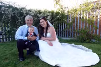 Thiếu nữ 18 bất chấp dư luận lấy ông 62 tuổi và cái kết ngọt 