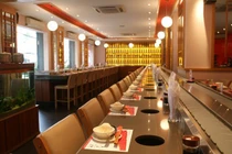 Lỗ tiền tỷ, thời tàn của lẩu băng chuyền, mỳ cay 7 cấp độ