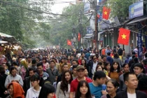 Hà Nội: Biển người chen chân đi lễ đầu năm