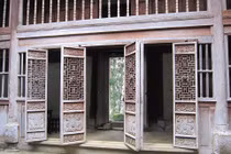 Bí ẩn lời nguyền phong thủy trong dinh thự vua Mèo