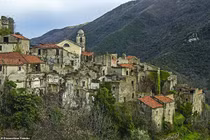 Rợn người bí mật đằng sau những ngôi làng bị bỏ hoang 