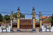 Vẻ đẹp của ngôi đình 300 năm tuổi trước ngày bị 'bức tử'