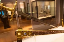 Thanh bảo kiếm giúp chủ nhân thống nhất châu Âu