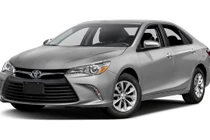 “Soi” Toyota Camry XLE 2016 giá 1,8 tỷ tại Hà Nội