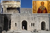 Giật mình phát hiện ngôi mộ được cho là của ông già Noel