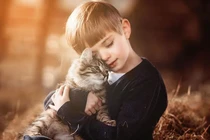 Video: Tan chảy với những khoảnh khắc ngọt ngào của mèo cưng bên chủ