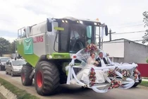 Video: Khoảnh khắc hài hước khó đỡ khiến bao người phải dở khóc dở cười