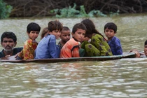 Video: Pakistan lũ lụt kinh hoàng, một phần ba đất nước bị nhấn chìm