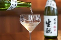 Video: Bất ngờ lý do Nhật Bản khuyến khích giới trẻ uống nhiều rượu hơn