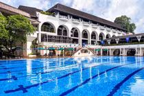 Cuộc sống xa xỉ của giới giàu Singapore