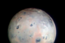 a“Mặt trăng núi lửa” Io: “Hỏa ngục” khủng khiếp nhất trong hệ Mặt Trời