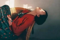 Ông chồng nội trợ ngoại tình