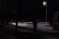 Tại sao con người khó xác định màu sắc trong bóng tối?