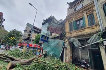 Hà Nội: Khu đô thị, khu chung cư hoang tàn sau bão