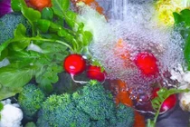 8 cách “vàng” loại bỏ thuốc trừ sâu khỏi rau củ quả