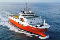 Hòa bình và an ninh là lợi ích sống còn ở Biển Đông