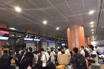 Hai chuyến bay đưa hơn 390 công dân Việt Nam từ Myanmar về nước, hạ cánh tại Đà Nẵng