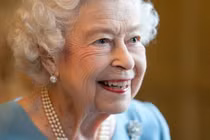 Nữ hoàng Anh Elizabeth II mắc COVID-19