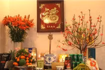 Năm hết Tết đến, thấy bát hương có dấu hiệu này cần thay ngay