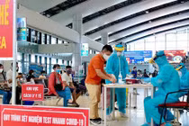 Bỏ xét nghiệm với khách bay nội địa, gồm cả trẻ em