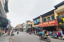 Mặt bằng "đất vàng" phố cổ Hà Nội giảm giá cho thuê… vẫn ế