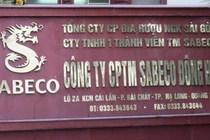 Công ty Bia Sài Gòn Đông Bắc bị đình chỉ vì lơ là chống dịch làm ăn sao?