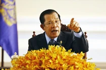 Thủ tướng Campuchia ra “tối hậu thư” về dịch Covid-19