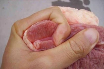 5 loại thịt lợn cứ tưởng ngon lành nhưng “cực bẩn”