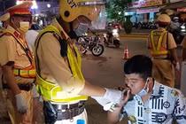 WHO khuyến cáo cảnh sát giao thông tránh lây 2019-nCoV khi kiểm tra nồng độ cồn