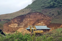 Sơn La: Hé lộ “ông trùm” xẻ đồi, khoét núi khai thác khoáng sản Talc trái phép